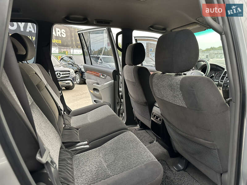 Внедорожник / Кроссовер Toyota Land Cruiser Prado 2005 в Харькове