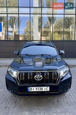 Позашляховик / Кросовер Toyota Land Cruiser Prado 2020 в Слов'янську