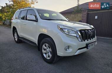 Позашляховик / Кросовер Toyota Land Cruiser Prado 2014 в Кам'янському