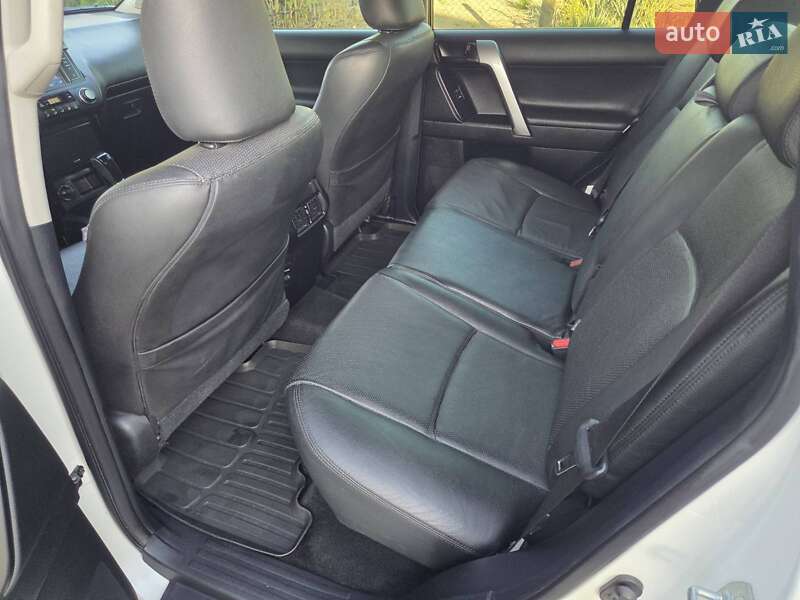 Внедорожник / Кроссовер Toyota Land Cruiser Prado 2014 в Каменском фото 18 Внедорожник / Кроссовер Toyota Land Cruiser Prado 2014 в Каменском