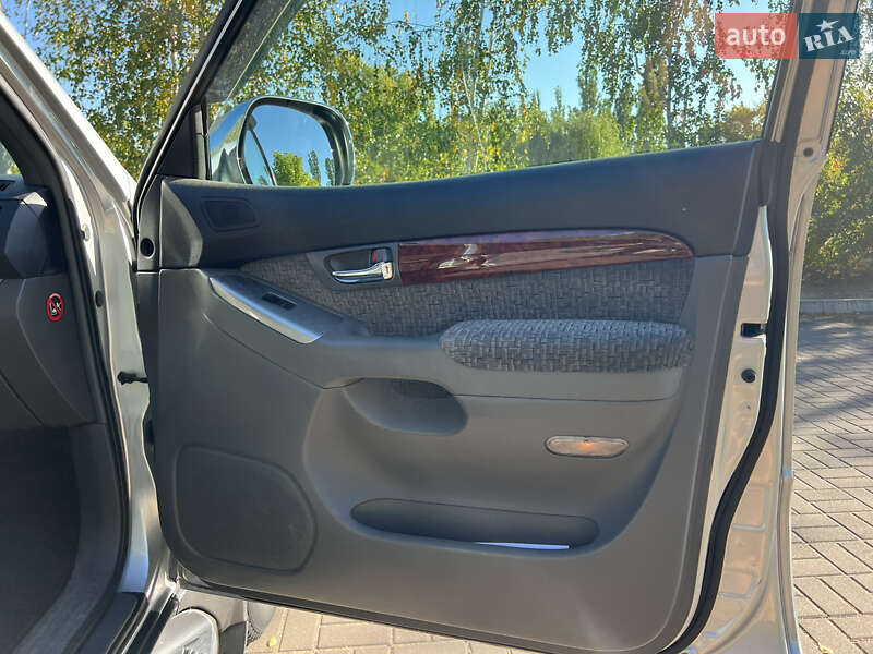 Внедорожник / Кроссовер Toyota Land Cruiser Prado 2006 в Кременчуге фото 12 Внедорожник / Кроссовер Toyota Land Cruiser Prado 2006 в Кременчуге