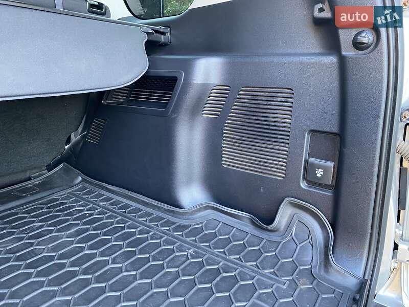 Внедорожник / Кроссовер Toyota Land Cruiser Prado 2017 в Днепре