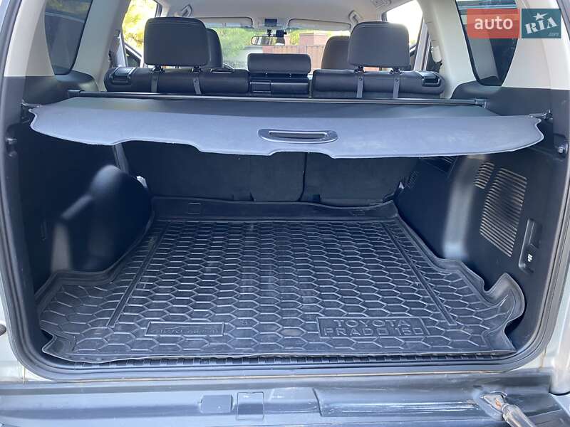 Внедорожник / Кроссовер Toyota Land Cruiser Prado 2017 в Днепре