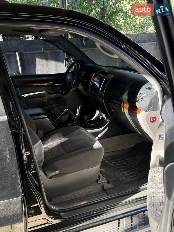 Внедорожник / Кроссовер Toyota Land Cruiser Prado 2006 в Тлумаче