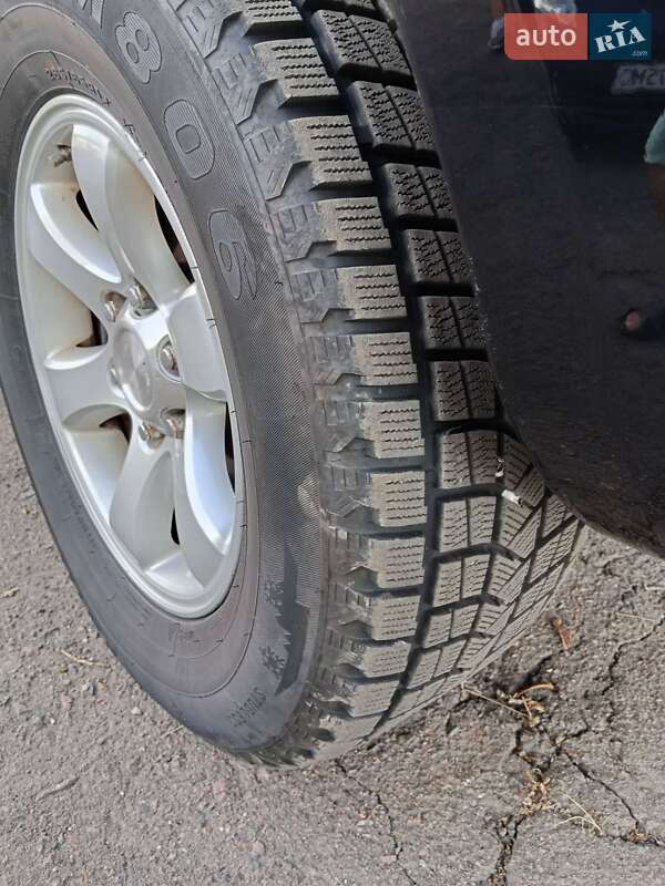 Позашляховик / Кросовер Toyota Land Cruiser Prado 2006 в Києві