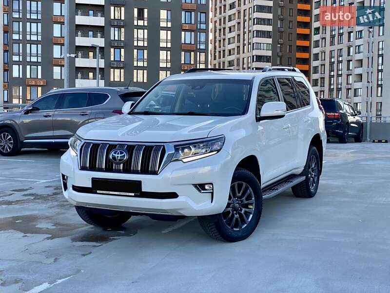 Toyota Land Cruiser Prado 2019