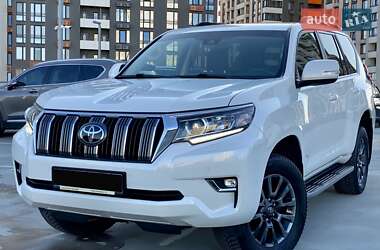 Позашляховик / Кросовер Toyota Land Cruiser Prado 2019 в Києві