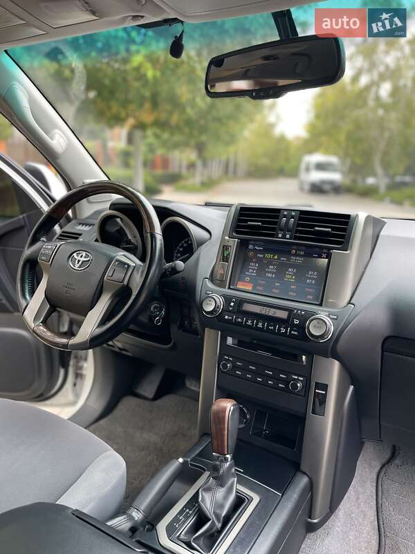Позашляховик / Кросовер Toyota Land Cruiser Prado 2011 в Одесі фото 18 Позашляховик / Кросовер Toyota Land Cruiser Prado 2011 в Одесі