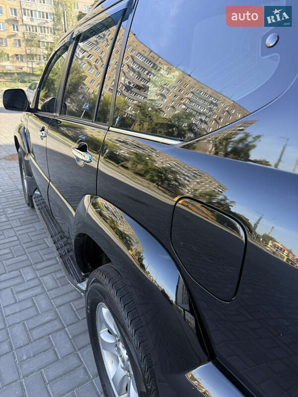 Позашляховик / Кросовер Toyota Land Cruiser Prado 2004 в Дніпрі