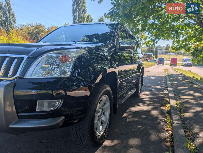 Внедорожник / Кроссовер Toyota Land Cruiser Prado 2006 в Ровно