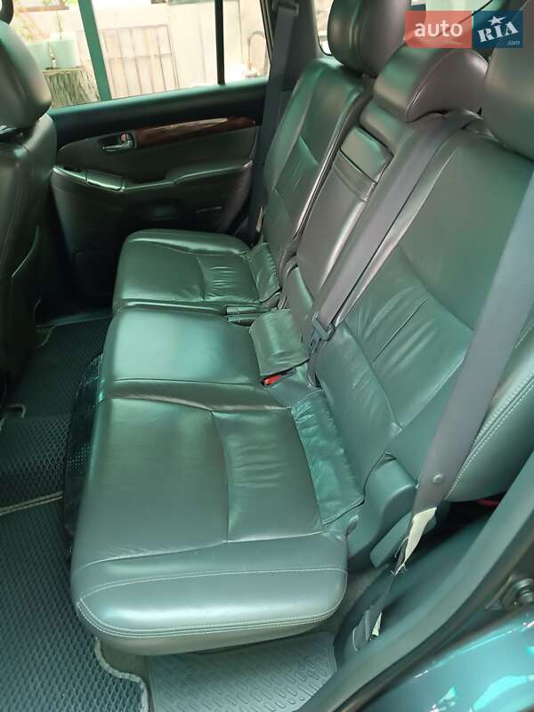 Внедорожник / Кроссовер Toyota Land Cruiser Prado 2005 в Киеве