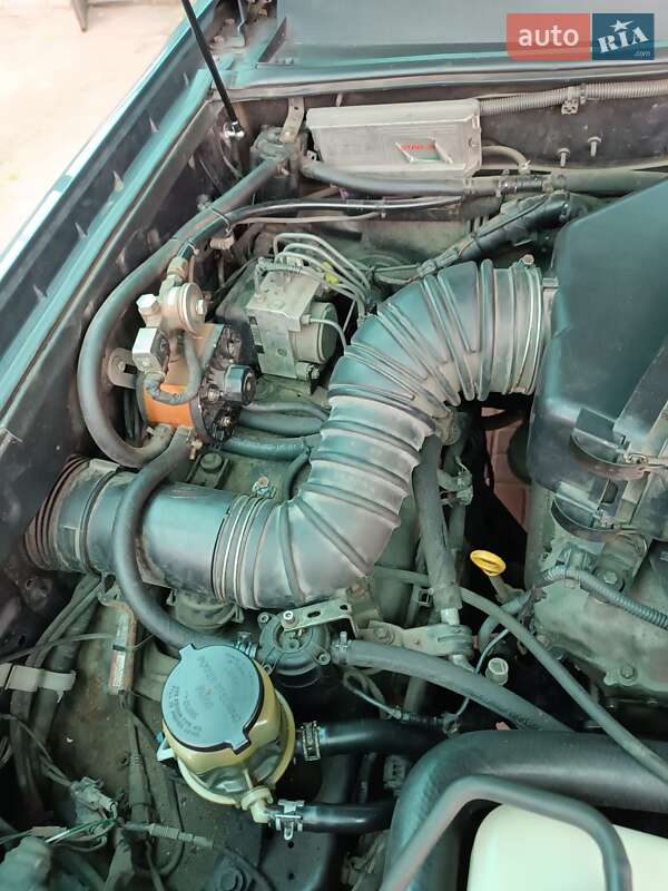 Внедорожник / Кроссовер Toyota Land Cruiser Prado 2005 в Киеве