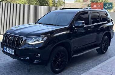 Внедорожник / Кроссовер Toyota Land Cruiser Prado 2021 в 
