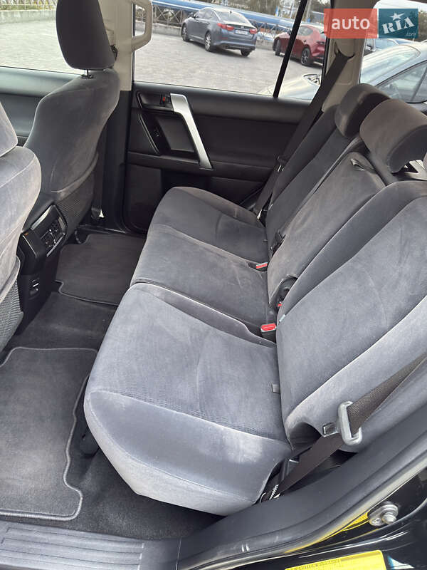 Позашляховик / Кросовер Toyota Land Cruiser Prado 2014 в Харкові