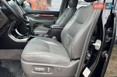 Внедорожник / Кроссовер Toyota Land Cruiser Prado 2006 в 