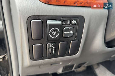 Внедорожник / Кроссовер Toyota Land Cruiser Prado 2006 в 