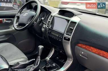 Внедорожник / Кроссовер Toyota Land Cruiser Prado 2006 в 
