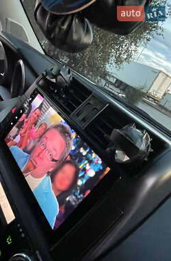 Внедорожник / Кроссовер Toyota Land Cruiser Prado 2010 в 