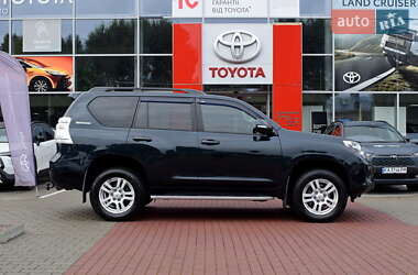 Внедорожник / Кроссовер Toyota Land Cruiser Prado 2012 в 