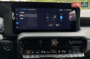 Внедорожник / Кроссовер Toyota Land Cruiser Prado 2025 в 
