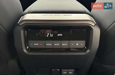 Внедорожник / Кроссовер Toyota Land Cruiser Prado 2025 в 