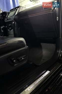 Внедорожник / Кроссовер Toyota Land Cruiser Prado 2019 в 