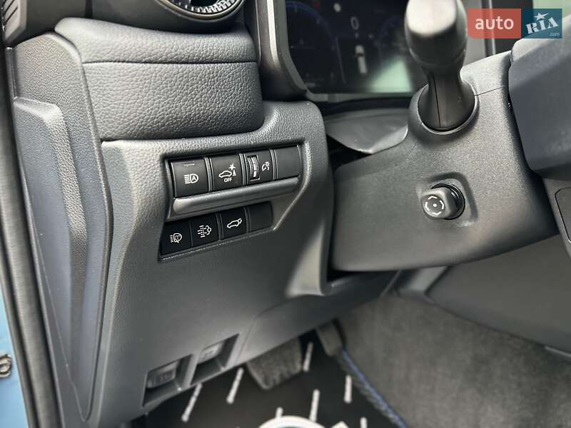 Позашляховик / Кросовер Toyota Land Cruiser Prado 2024 в Києві