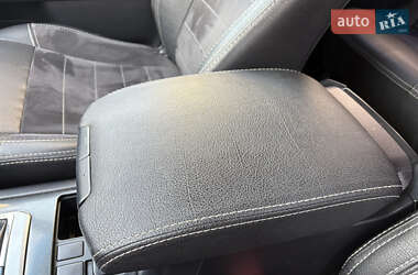 Внедорожник / Кроссовер Toyota Land Cruiser Prado 2017 в 