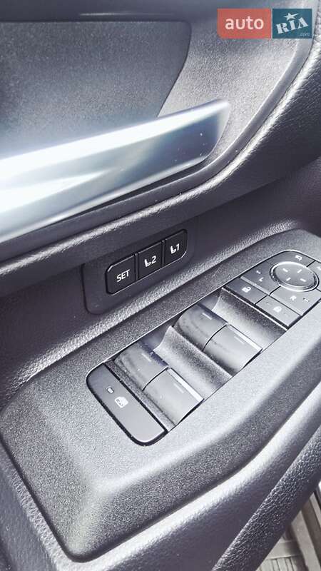 Внедорожник / Кроссовер Toyota Land Cruiser Prado 2024 в Одессе фото 24 Внедорожник / Кроссовер Toyota Land Cruiser Prado 2024 в Одессе