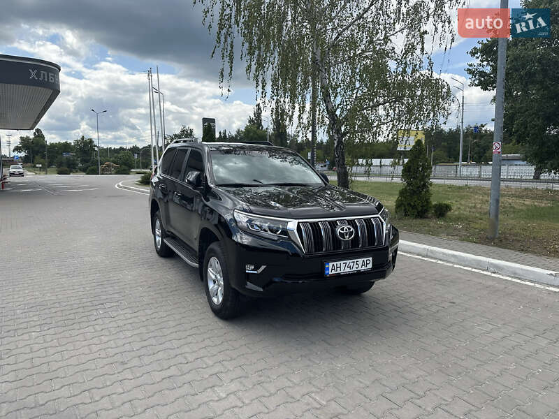 Позашляховик / Кросовер Toyota Land Cruiser Prado 2020 в Броварах