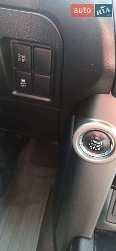 Внедорожник / Кроссовер Toyota Land Cruiser Prado 2011 в Черновцах