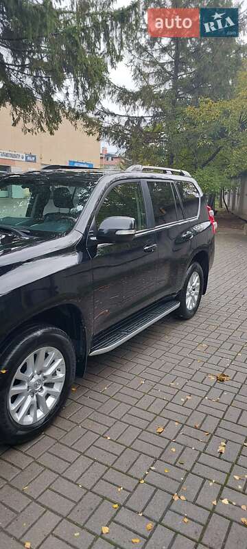 Внедорожник / Кроссовер Toyota Land Cruiser Prado 2017 в Львове