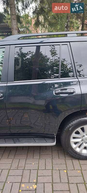 Внедорожник / Кроссовер Toyota Land Cruiser Prado 2017 в Львове