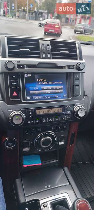 Внедорожник / Кроссовер Toyota Land Cruiser Prado 2017 в Львове