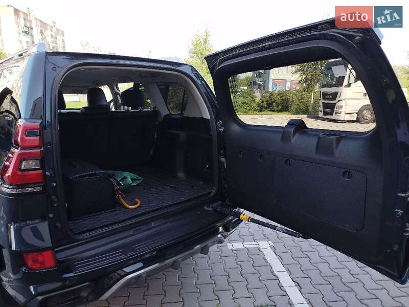 Позашляховик / Кросовер Toyota Land Cruiser Prado 2019 в Хмельницькому