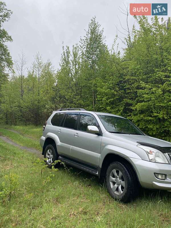 Внедорожник / Кроссовер Toyota Land Cruiser Prado 2008 в Киеве