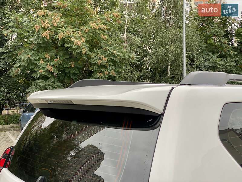Внедорожник / Кроссовер Toyota Land Cruiser Prado 2019 в Киеве