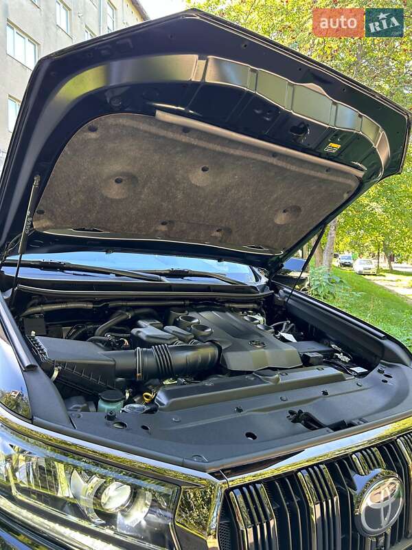 Позашляховик / Кросовер Toyota Land Cruiser Prado 2022 в Яремчі фото 10 Позашляховик / Кросовер Toyota Land Cruiser Prado 2022 в Яремчі