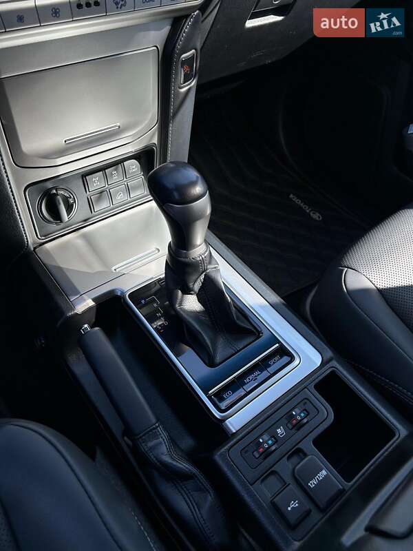 Позашляховик / Кросовер Toyota Land Cruiser Prado 2022 в Яремчі фото 23 Позашляховик / Кросовер Toyota Land Cruiser Prado 2022 в Яремчі