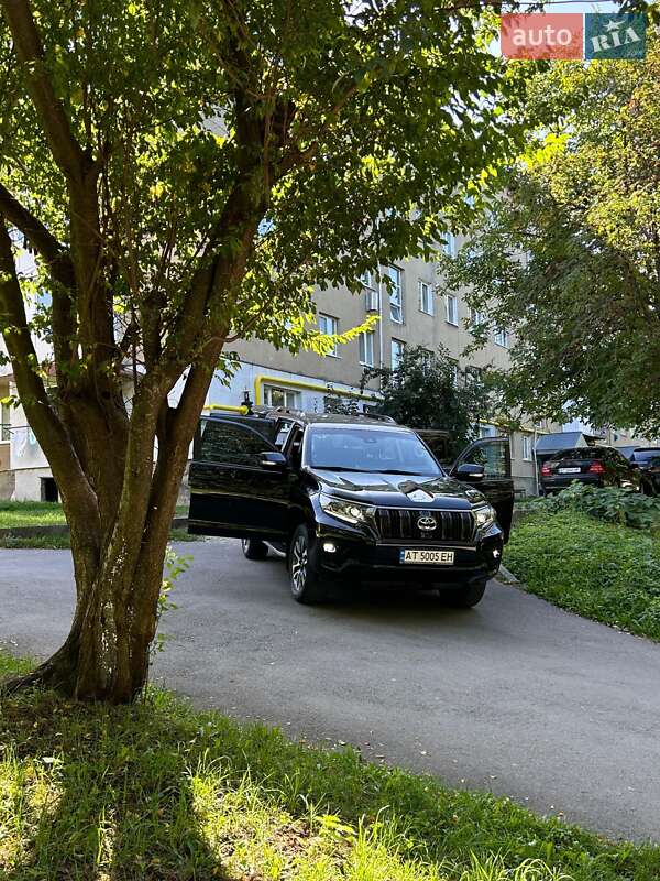 Позашляховик / Кросовер Toyota Land Cruiser Prado 2022 в Яремчі фото 35 Позашляховик / Кросовер Toyota Land Cruiser Prado 2022 в Яремчі