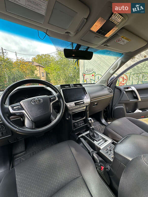 Позашляховик / Кросовер Toyota Land Cruiser Prado 2020 в Одесі фото 5 Позашляховик / Кросовер Toyota Land Cruiser Prado 2020 в Одесі