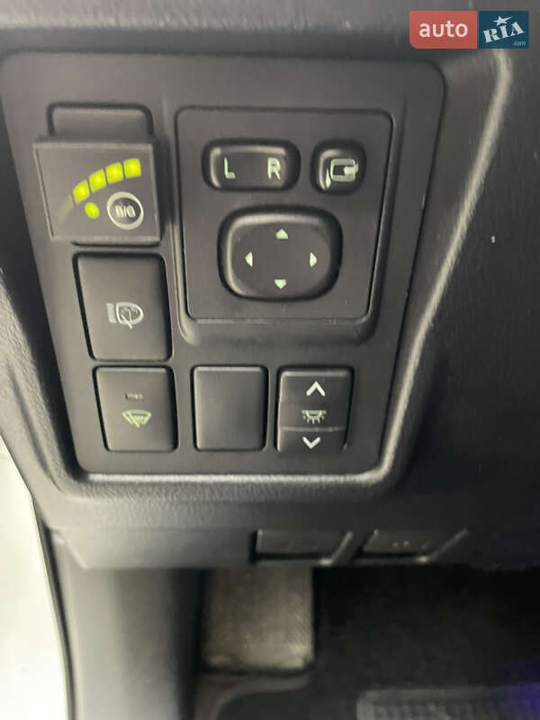 Позашляховик / Кросовер Toyota Land Cruiser Prado 2010 в Дніпрі фото 17 Позашляховик / Кросовер Toyota Land Cruiser Prado 2010 в Дніпрі