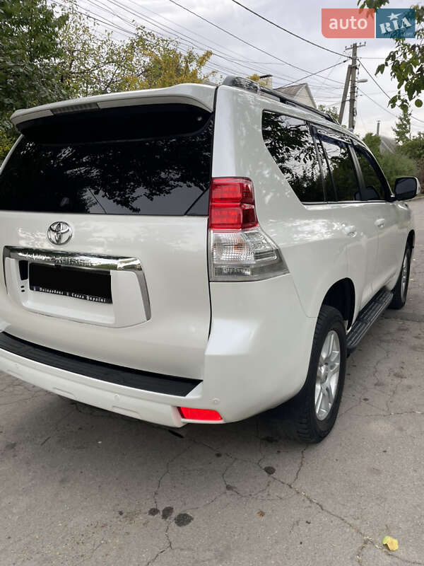 Позашляховик / Кросовер Toyota Land Cruiser Prado 2010 в Дніпрі фото 6 Позашляховик / Кросовер Toyota Land Cruiser Prado 2010 в Дніпрі
