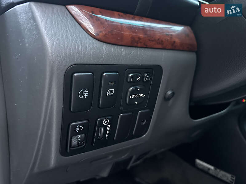 Внедорожник / Кроссовер Toyota Land Cruiser Prado 2005 в Львове