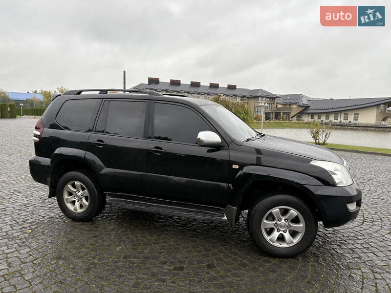 Позашляховик / Кросовер Toyota Land Cruiser Prado 2007 в Жовкві