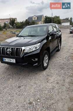 Внедорожник / Кроссовер Toyota Land Cruiser Prado 2020 в Киеве