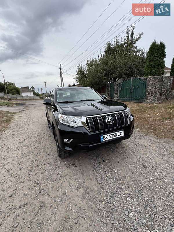 Позашляховик / Кросовер Toyota Land Cruiser Prado 2020 в Києві