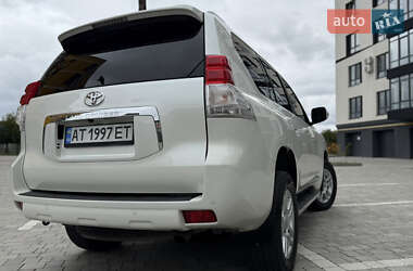 Внедорожник / Кроссовер Toyota Land Cruiser Prado 2010 в 