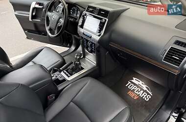 Внедорожник / Кроссовер Toyota Land Cruiser Prado 2020 в 