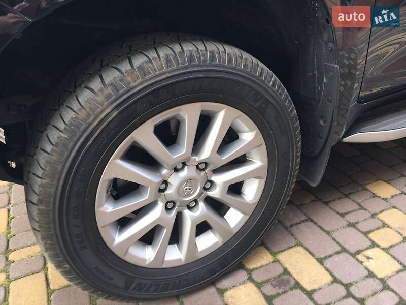 Внедорожник / Кроссовер Toyota Land Cruiser Prado 2014 в Гатном фото 41 Внедорожник / Кроссовер Toyota Land Cruiser Prado 2014 в Гатном